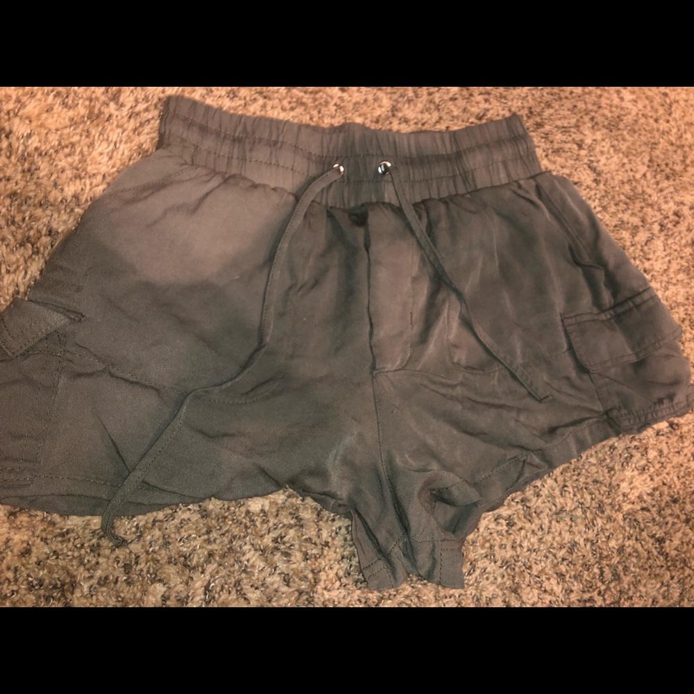 High waisted green shorts
